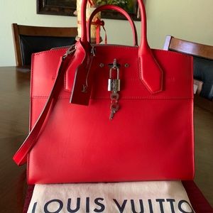 ❤️SOLD❤️LV Cité City Steamer Mm Rubis Red Leather
